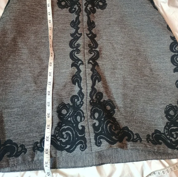 Diane Von Furstenberg Gray and Black Dress Size 10 - Picture 5 of 5